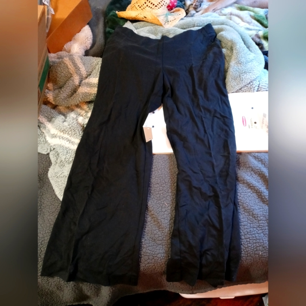 Black trousers